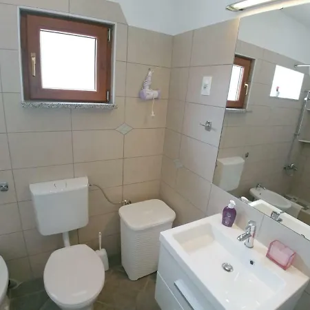 Abba Apartment Sveti Lovrec Pazenaticki
